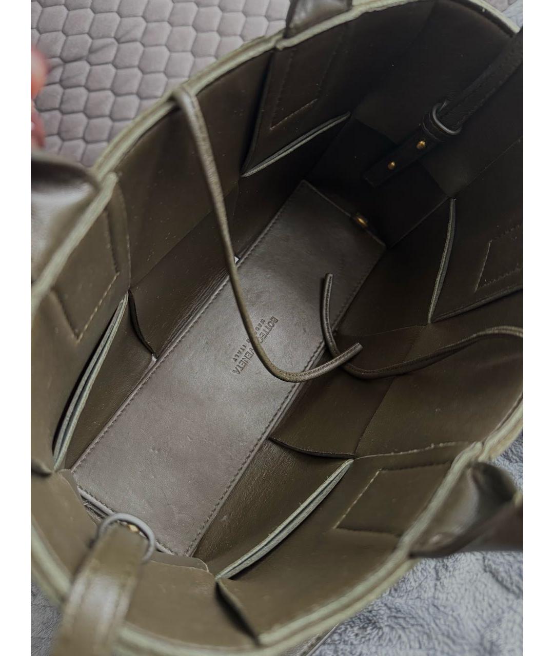 BOTTEGA VENETA Хаки кожаная сумка тоут, фото 5