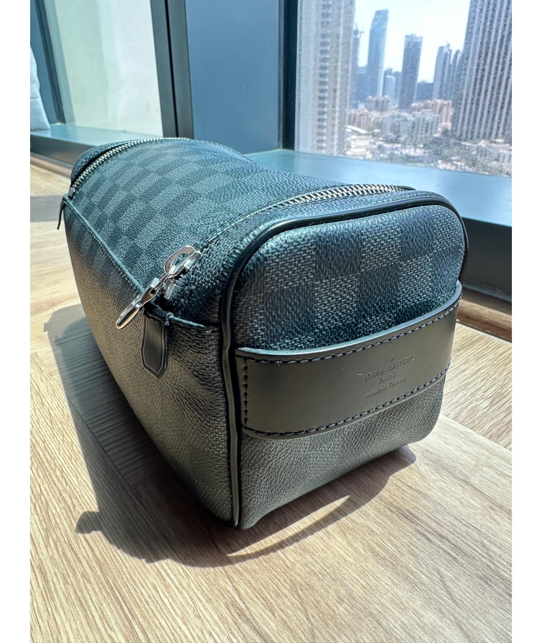 LOUIS VUITTON Черная барсетка, фото 6
