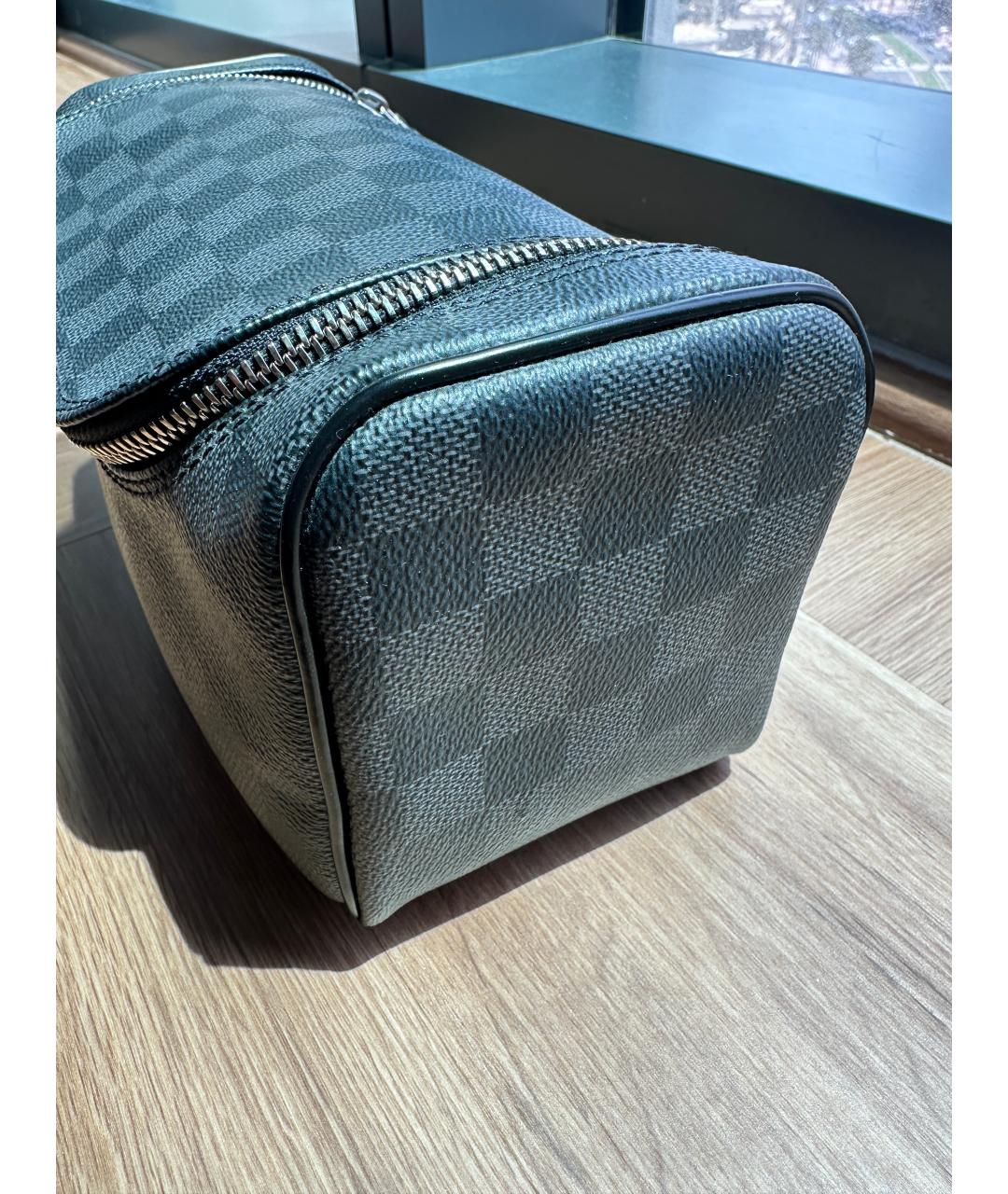 LOUIS VUITTON Черная барсетка, фото 8
