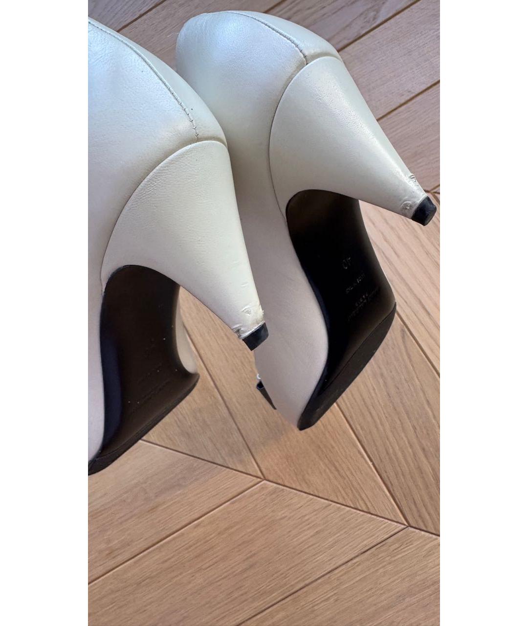SAINT LAURENT Кожаные лодочки на низком каблуке, фото 5