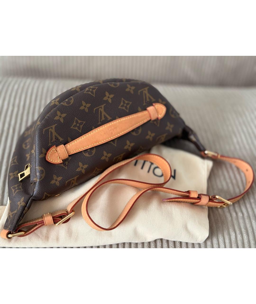 LOUIS VUITTON Коричневая поясная сумка, фото 3