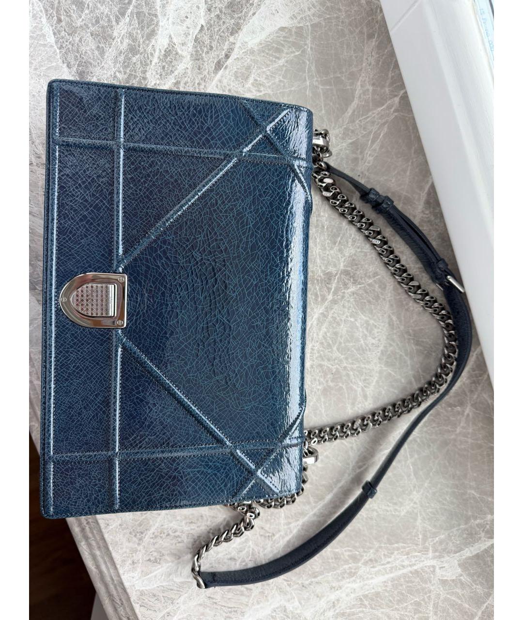 CHRISTIAN DIOR Синяя сумка тоут из лакированной кожи, фото 9