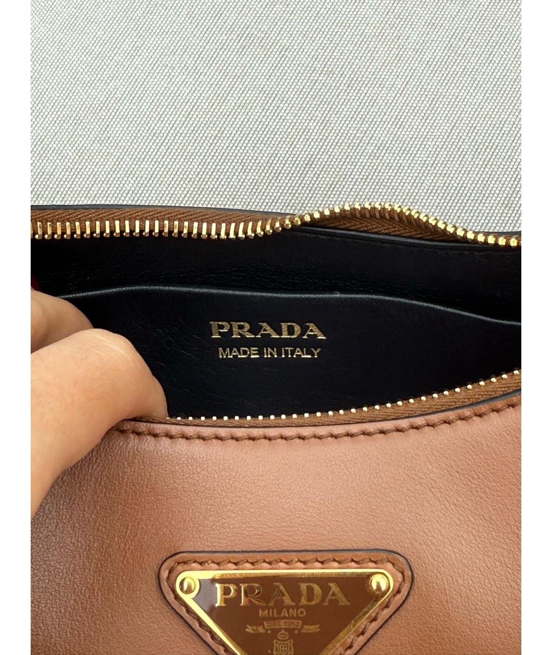 PRADA Коричневая кожаная сумка с короткими ручками, фото 7