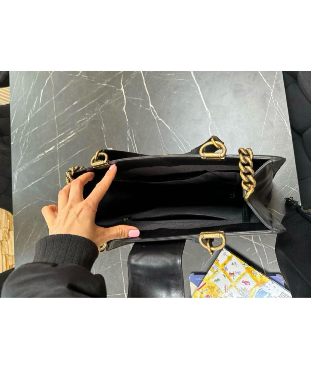 CHANEL Черная кожаная сумка тоут, фото 4