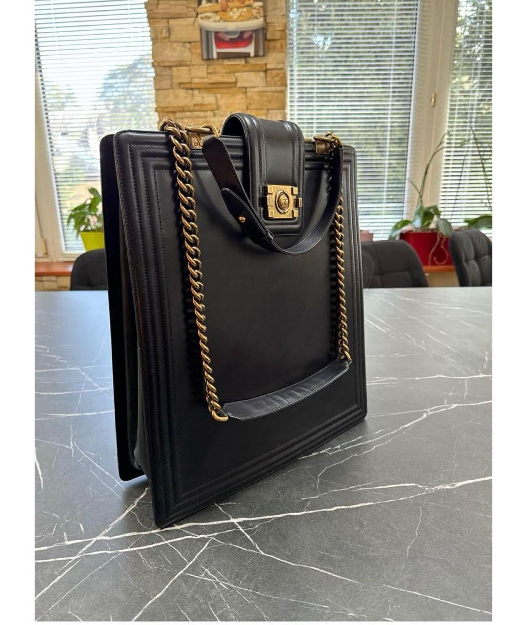 CHANEL Черная кожаная сумка тоут, фото 2