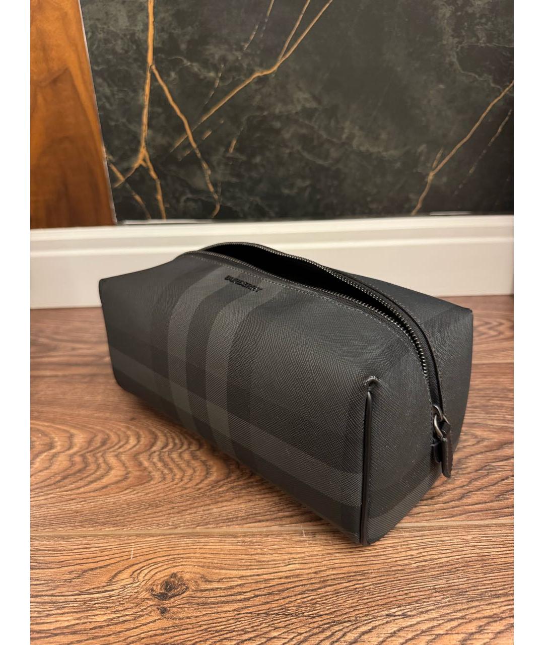 BURBERRY Серая барсетка, фото 2