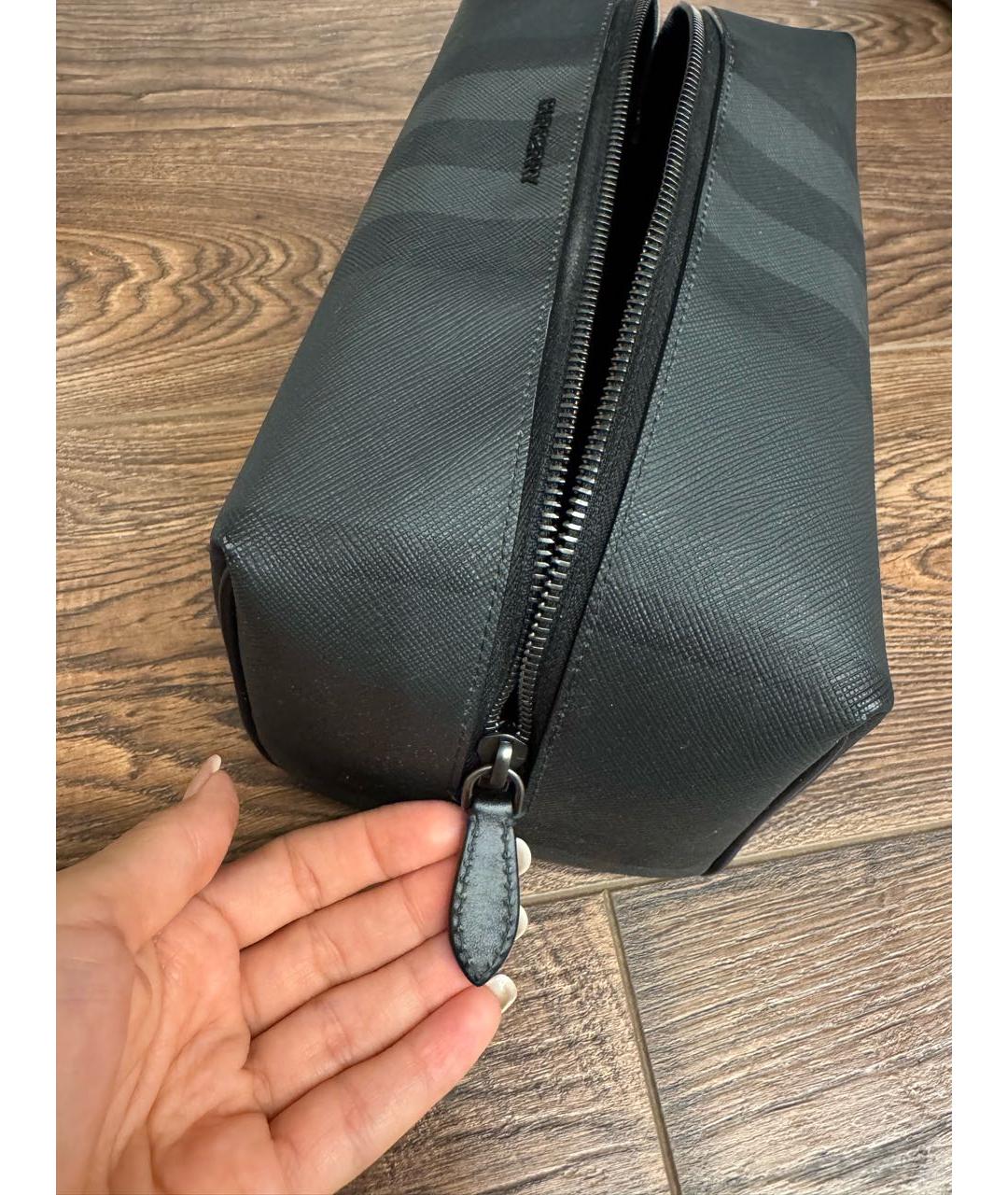 BURBERRY Серая барсетка, фото 4