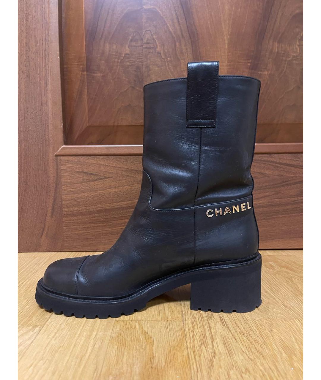 CHANEL Черные кожаные сапоги, фото 6