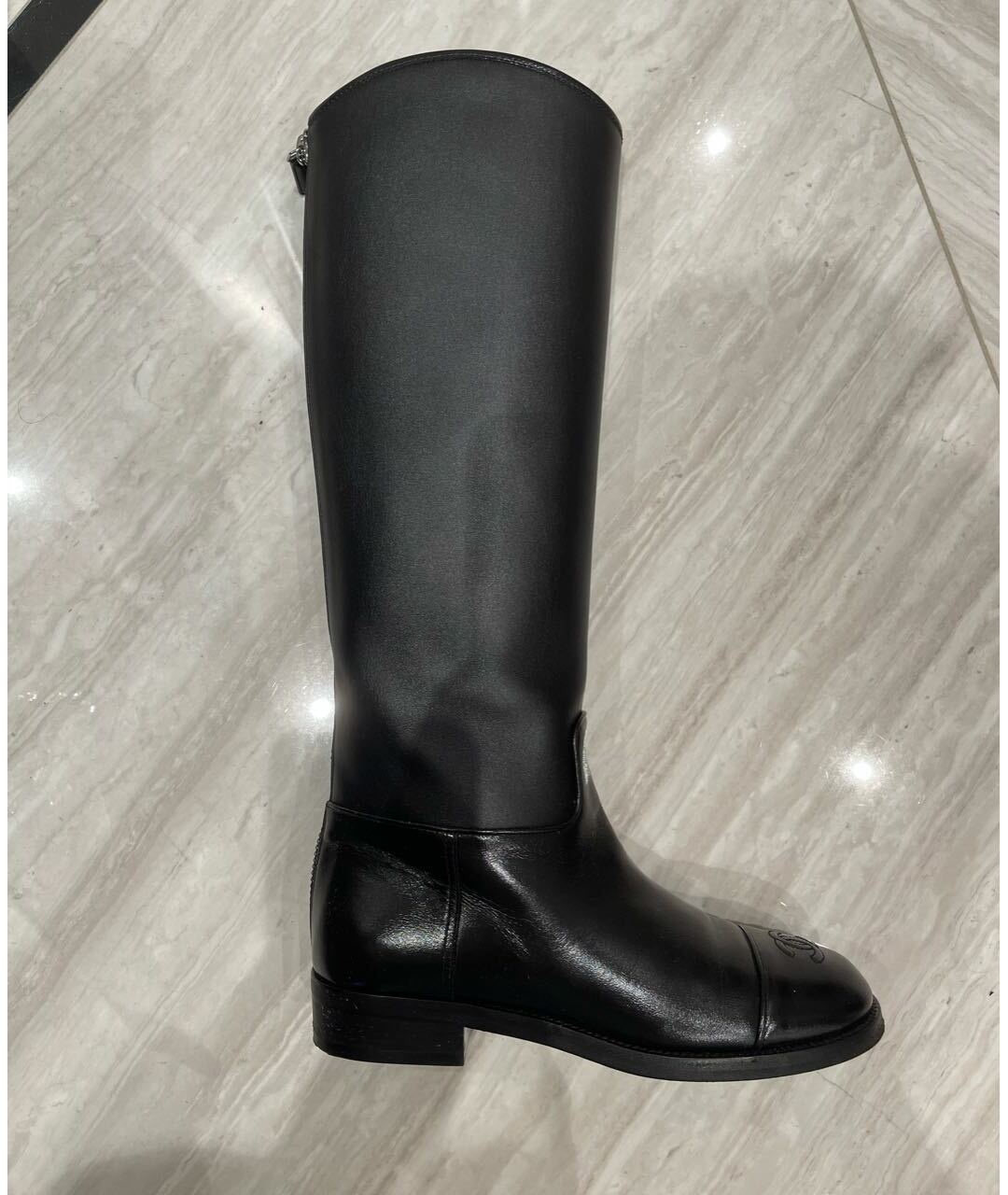 CHANEL Черные кожаные сапоги, фото 5