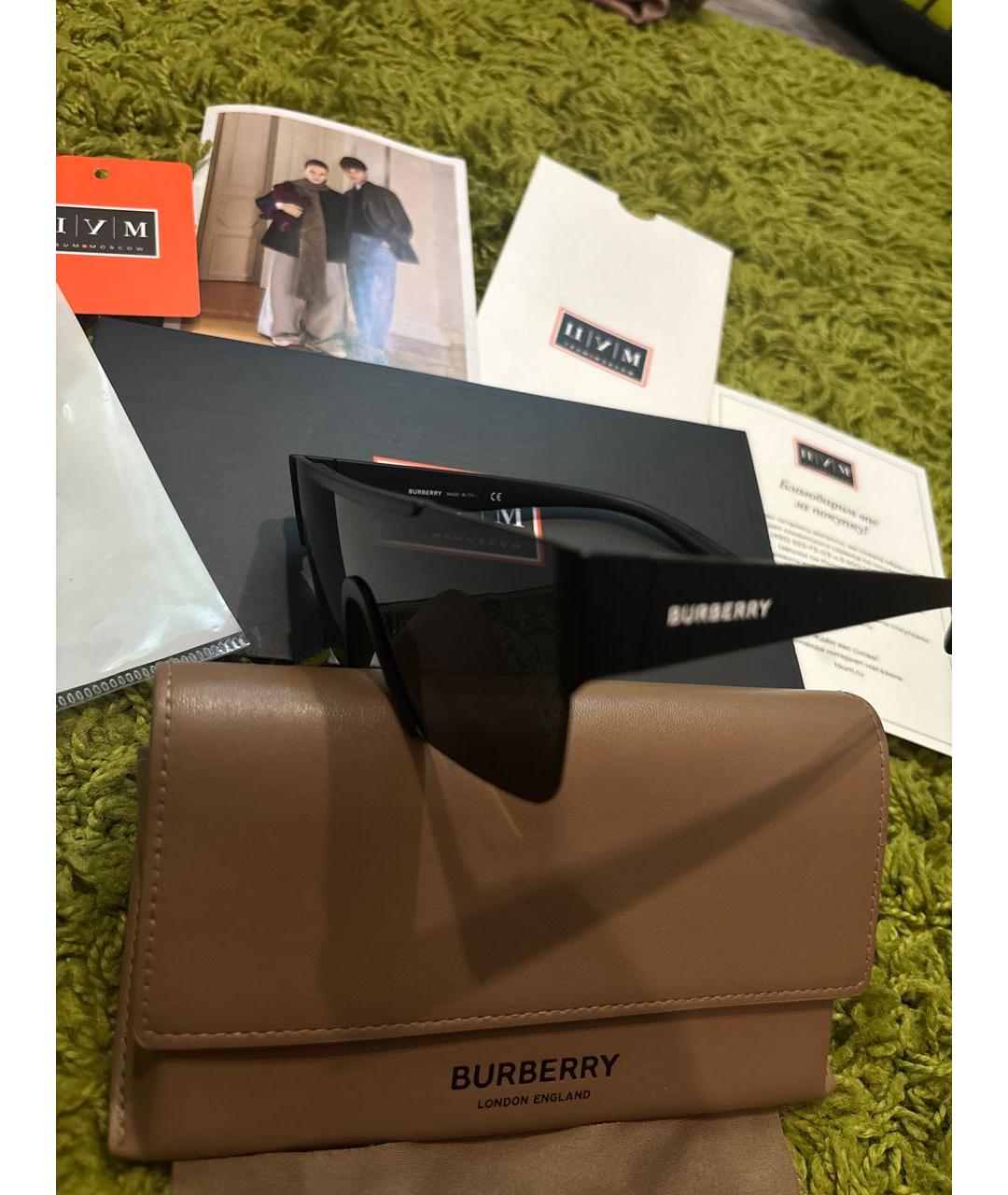 BURBERRY Черные солнцезащитные очки, фото 3
