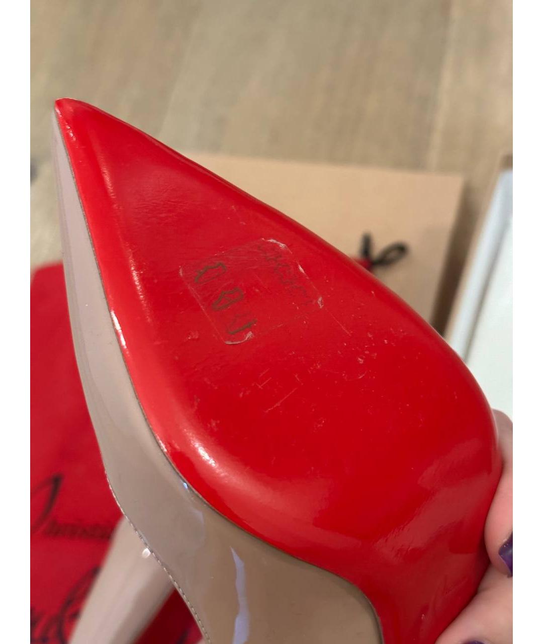 CHRISTIAN LOUBOUTIN Бежевые кожаные туфли, фото 5