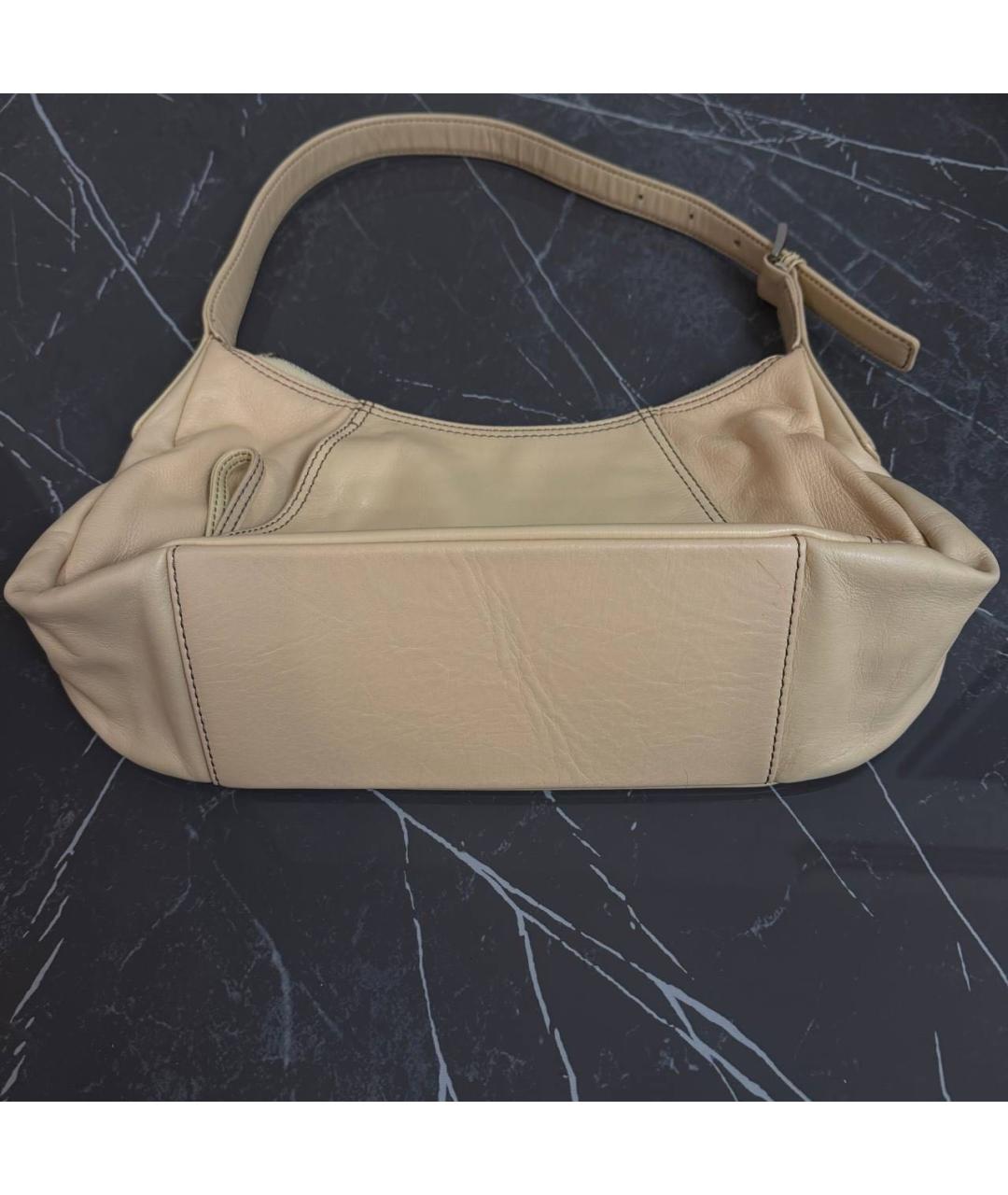 ISSEY MIYAKE Бежевая кожаная сумка с короткими ручками, фото 3