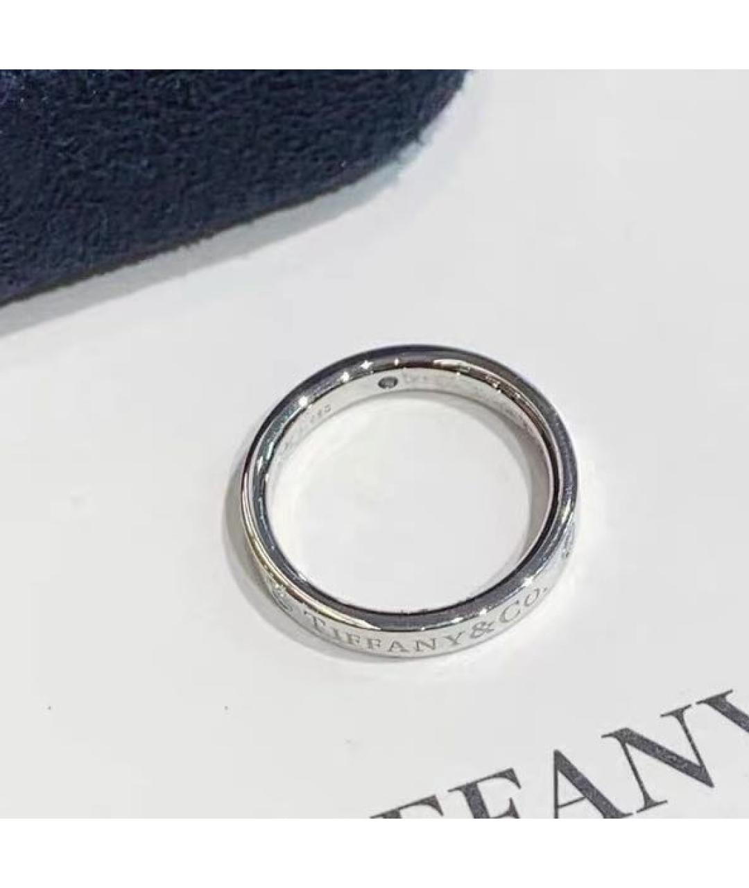 TIFFANY&CO Белое платиновое кольцо, фото 6