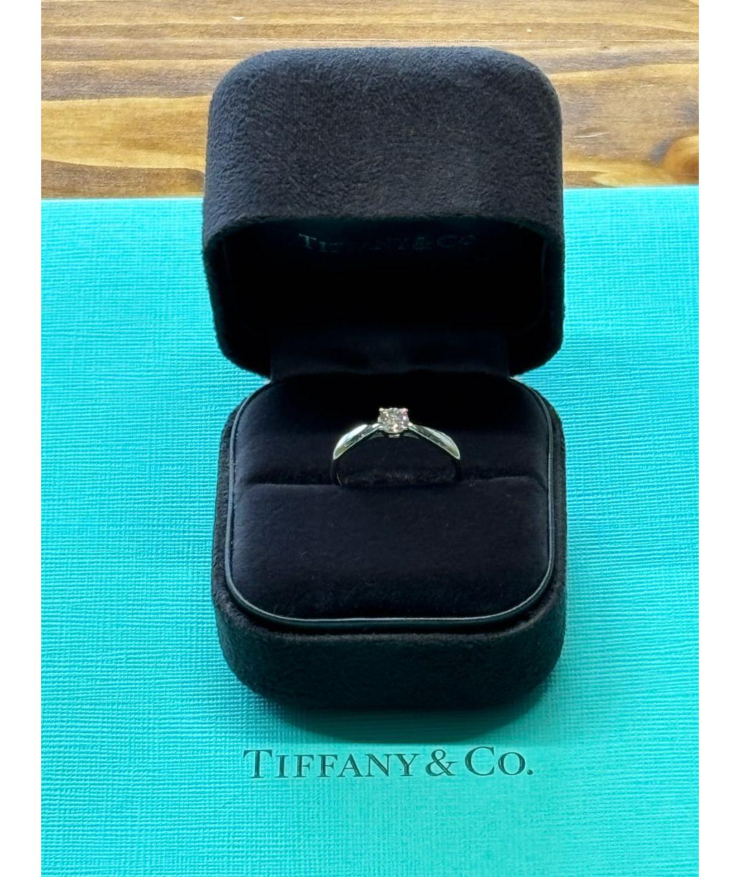 TIFFANY&CO Белое платиновое кольцо, фото 6