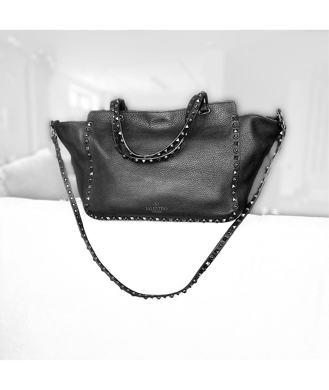 VALENTINO Черная кожаная сумка тоут, фото 3