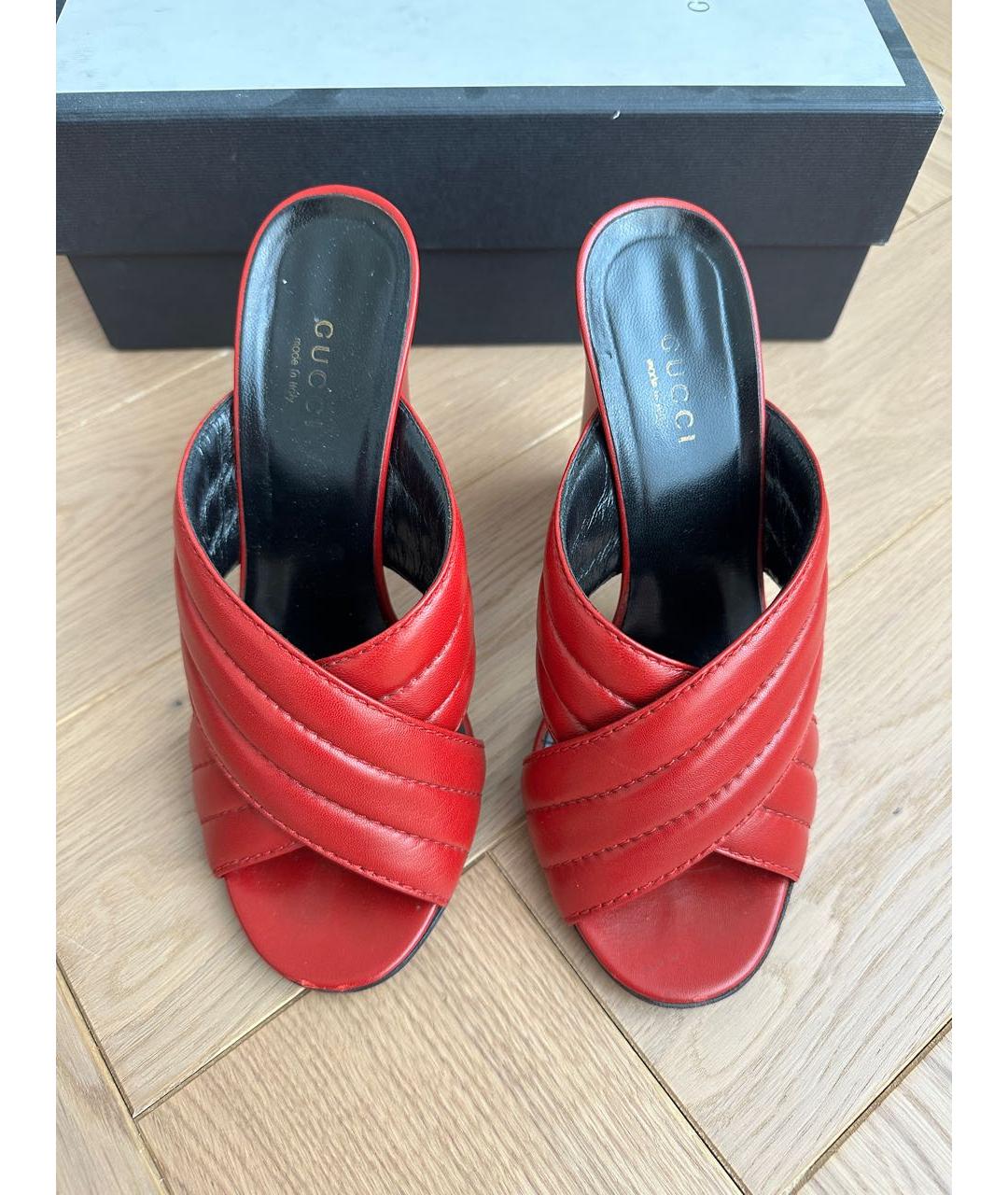 GUCCI Красные кожаные босоножки, фото 2