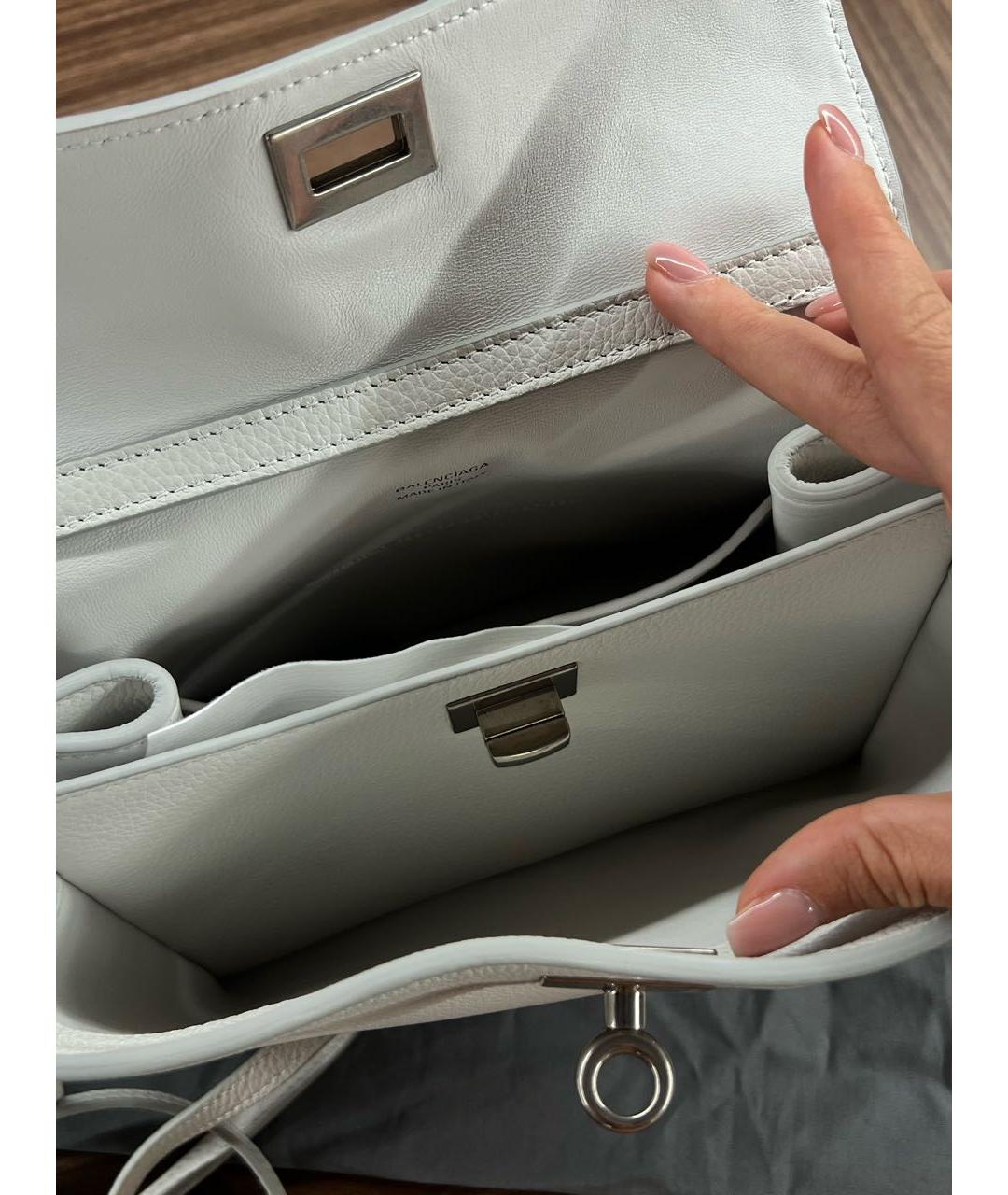 BALENCIAGA Белая кожаная сумка с короткими ручками, фото 4