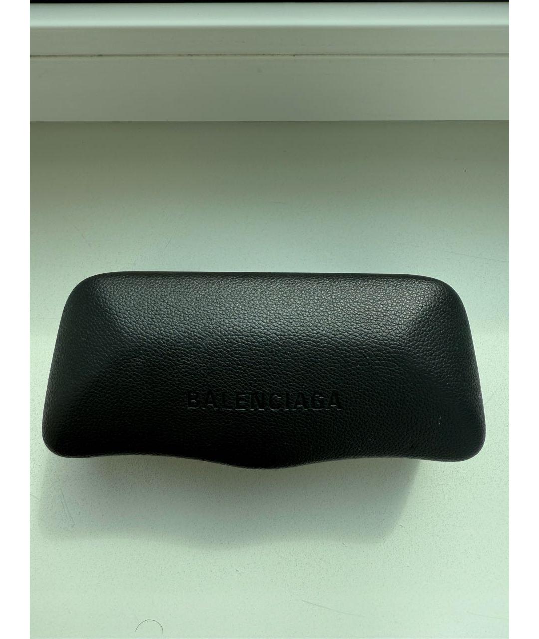 BALENCIAGA Белые пластиковые солнцезащитные очки, фото 3