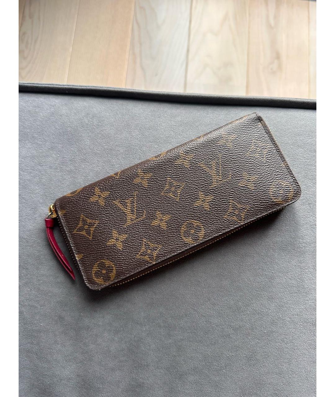 LOUIS VUITTON Коричневый кожаный кошелек, фото 2