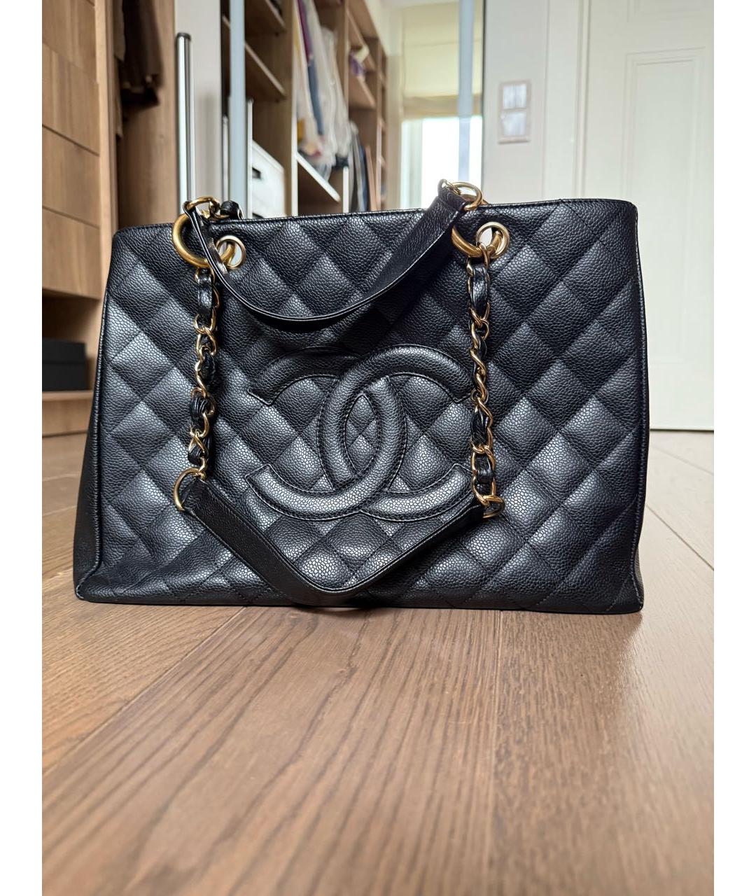 CHANEL Черная кожаная сумка тоут, фото 9