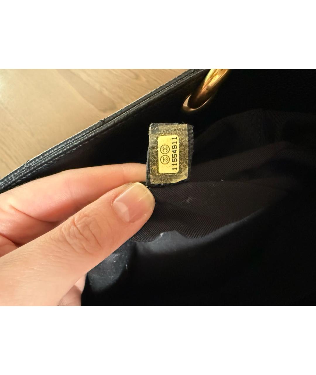 CHANEL Черная кожаная сумка тоут, фото 5