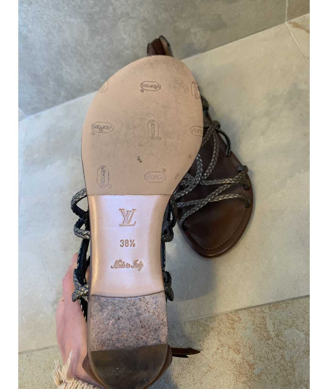 LOUIS VUITTON PRE-OWNED Коричневые сандалии, фото 3