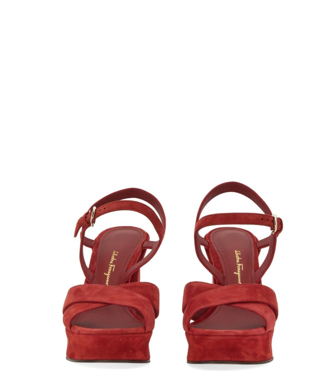 FERRAGAMO Красные замшевые сандалии, фото 2