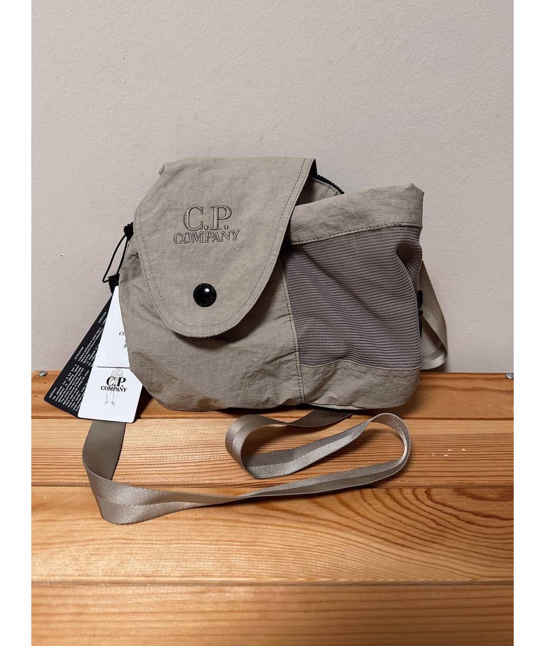 CP COMPANY Бежевая синтетическая сумка на плечо, фото 2