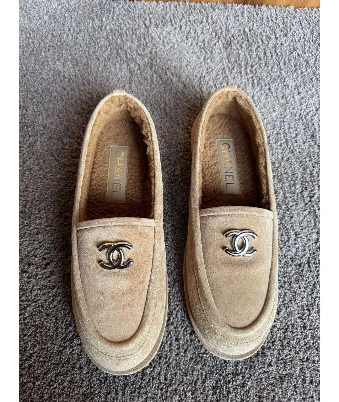 CHANEL Бежевые кожаные лоферы, фото 4