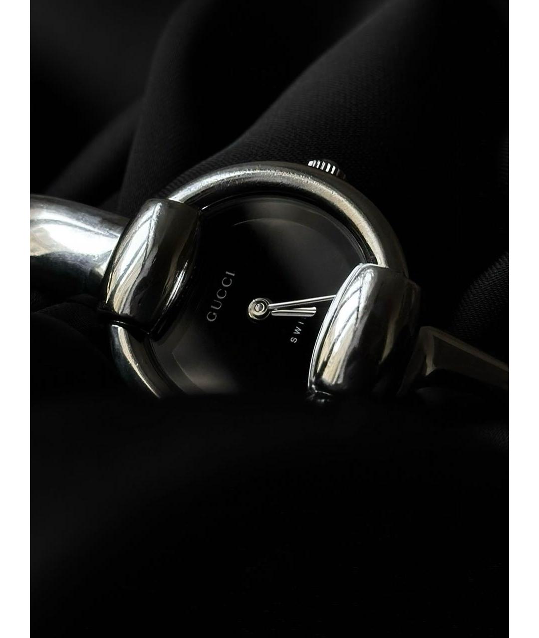 GUCCI Серебряные металлические часы, фото 3