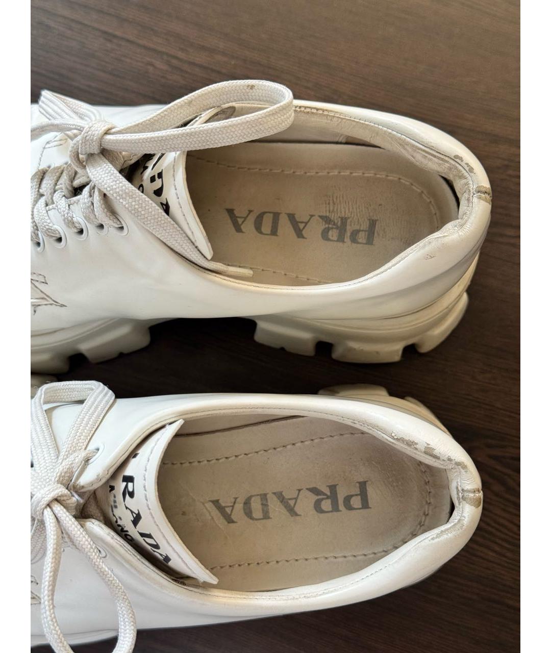 PRADA Белые кожаные брогги и оксфорды, фото 4