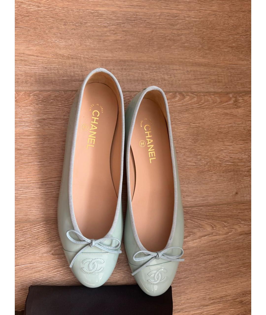 CHANEL Бирюзовые балетки из лакированной кожи, фото 3