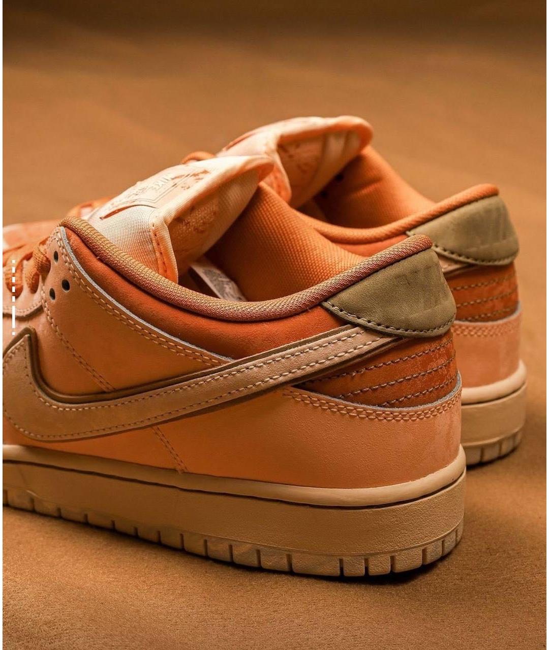 NIKE Оранжевое замшевые кеды, фото 5