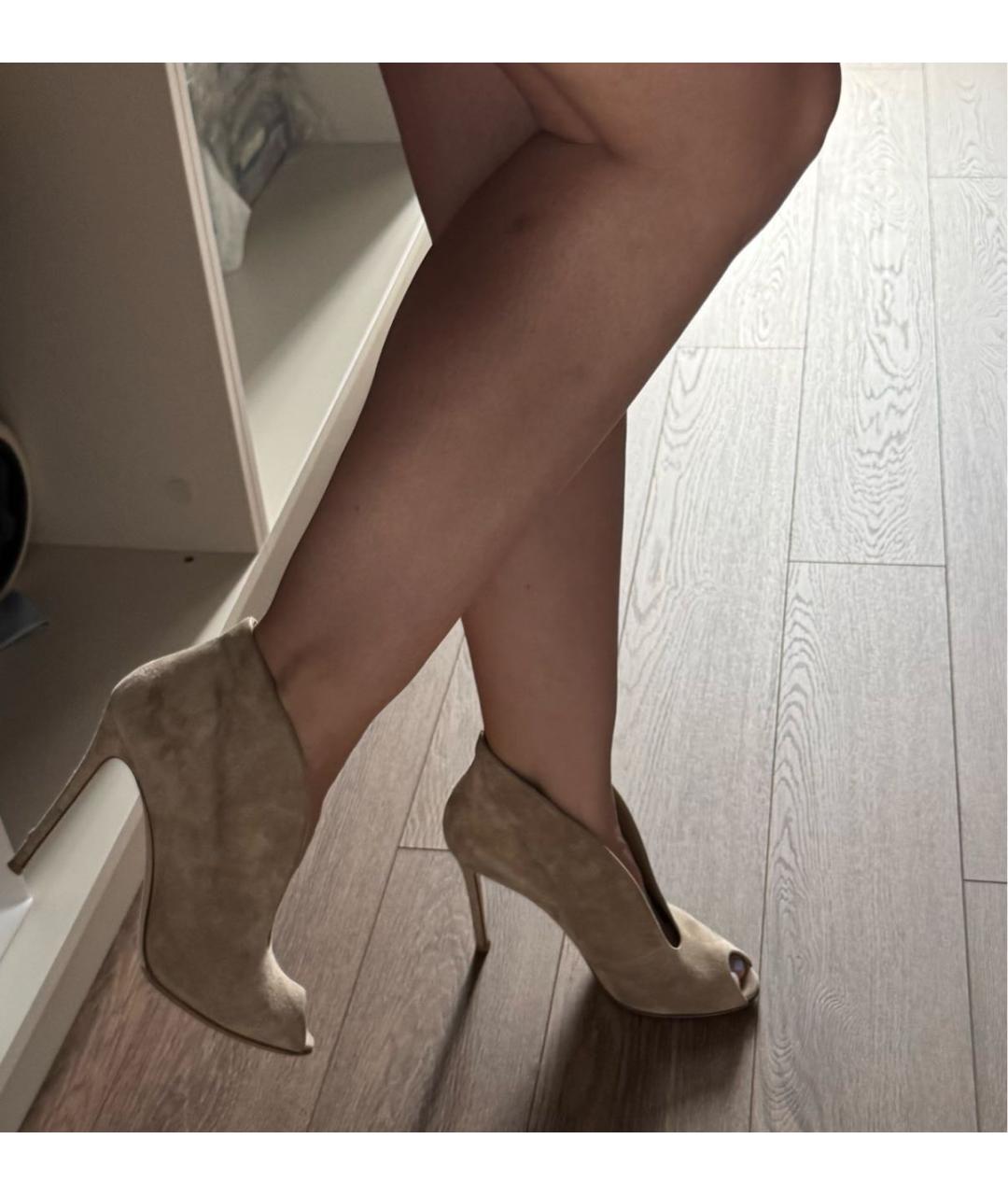 GIANVITO ROSSI Бежевые замшевые туфли, фото 7