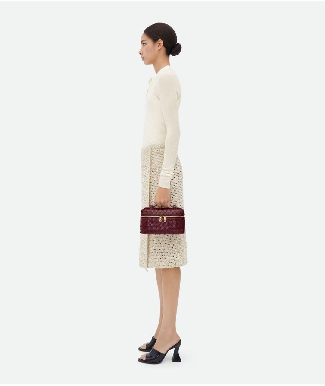 BOTTEGA VENETA Бордовая кожаная сумка с короткими ручками, фото 2