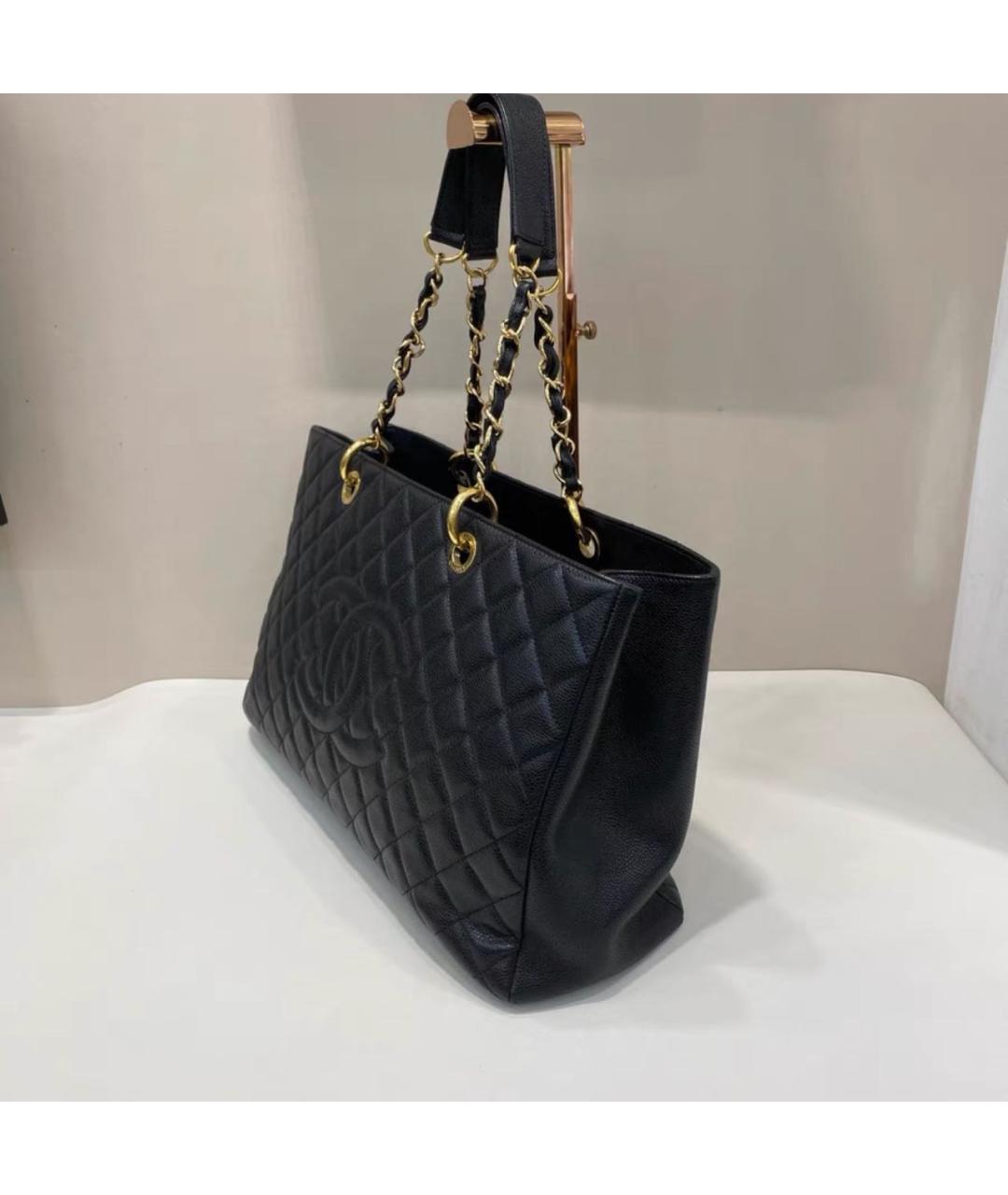 CHANEL Черная кожаная сумка тоут, фото 3