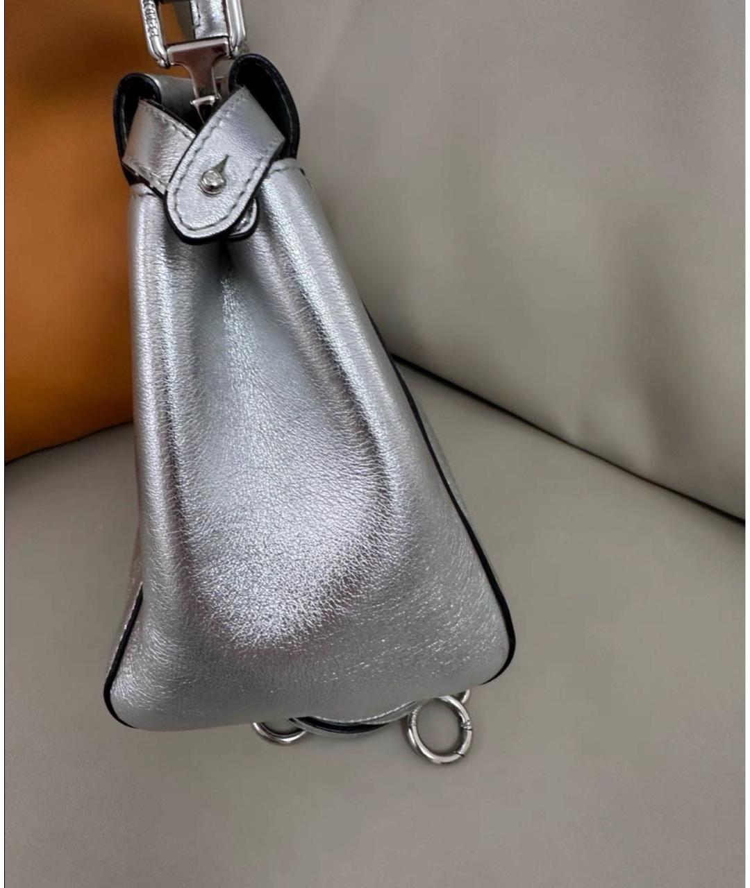 FENDI Серебряная кожаная сумка с короткими ручками, фото 5