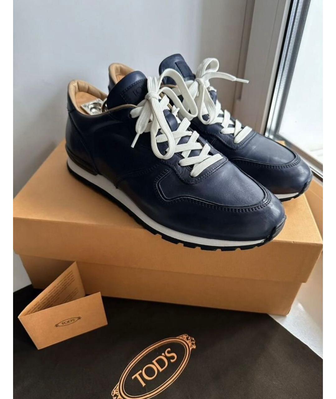 TOD'S Темно-синие кожаные низкие кроссовки / кеды, фото 3