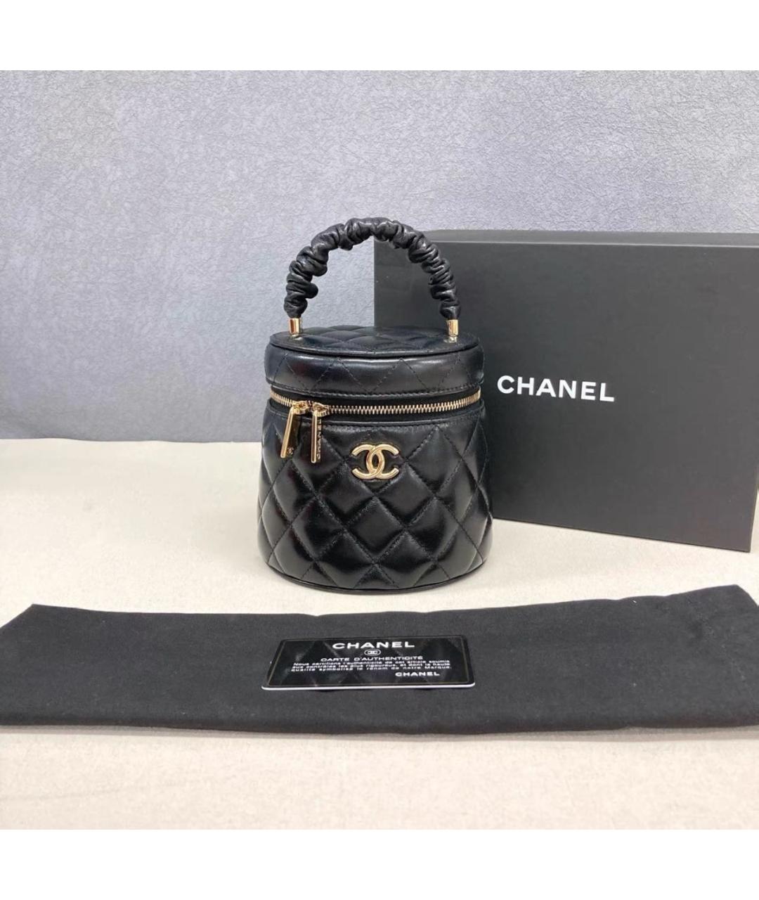 CHANEL Черная кожаная сумка с короткими ручками, фото 9