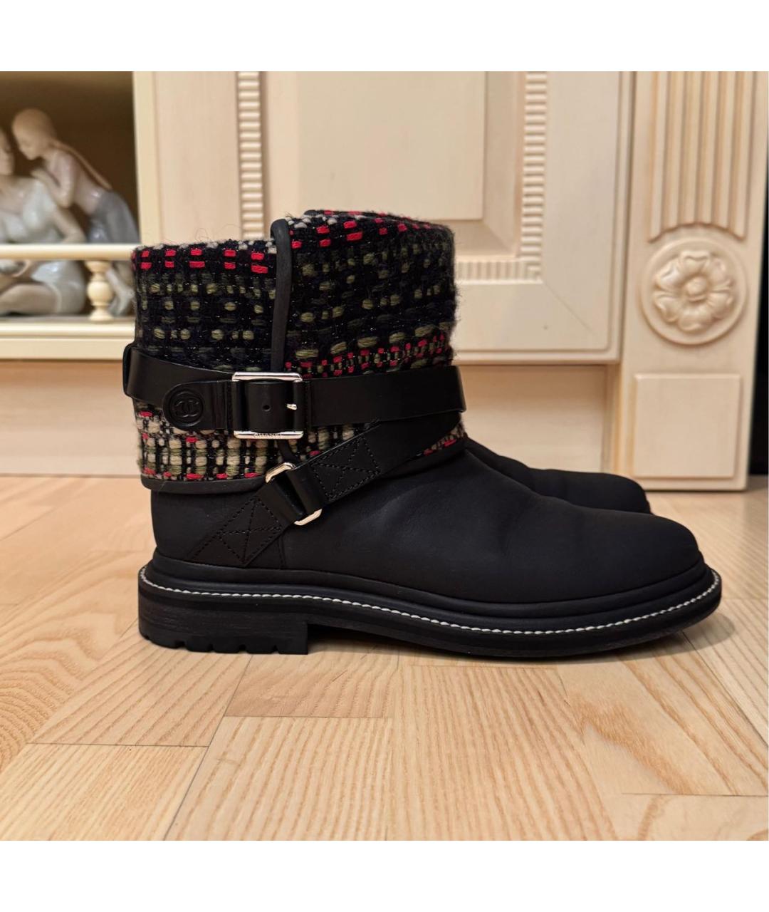CHANEL Антрацитовые кожаные сапоги, фото 3