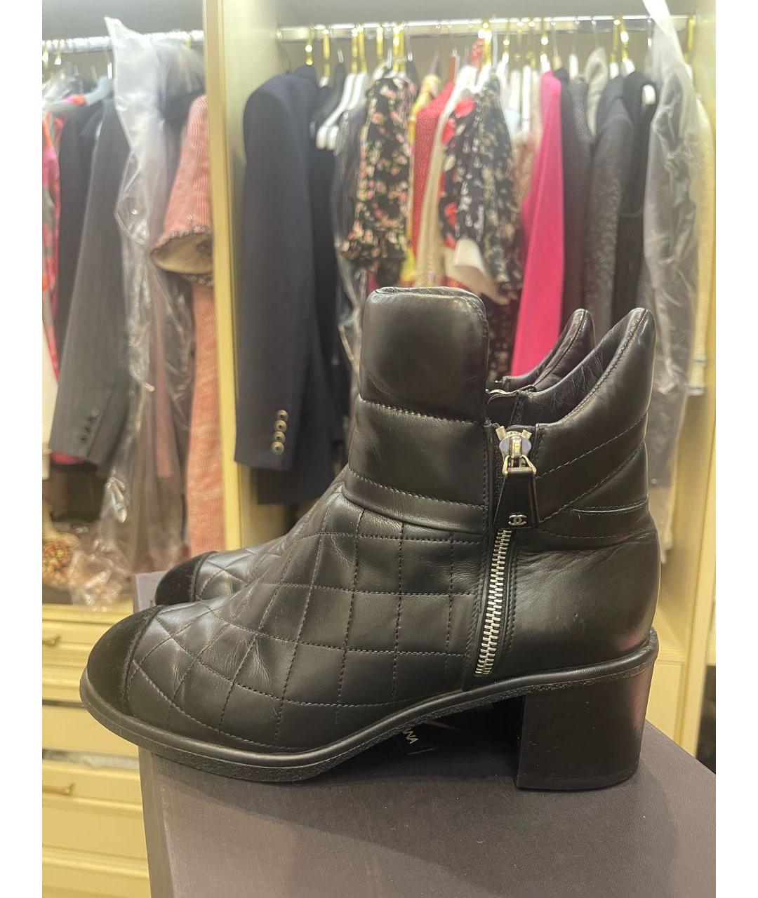 CHANEL Черные кожаные ботинки, фото 6