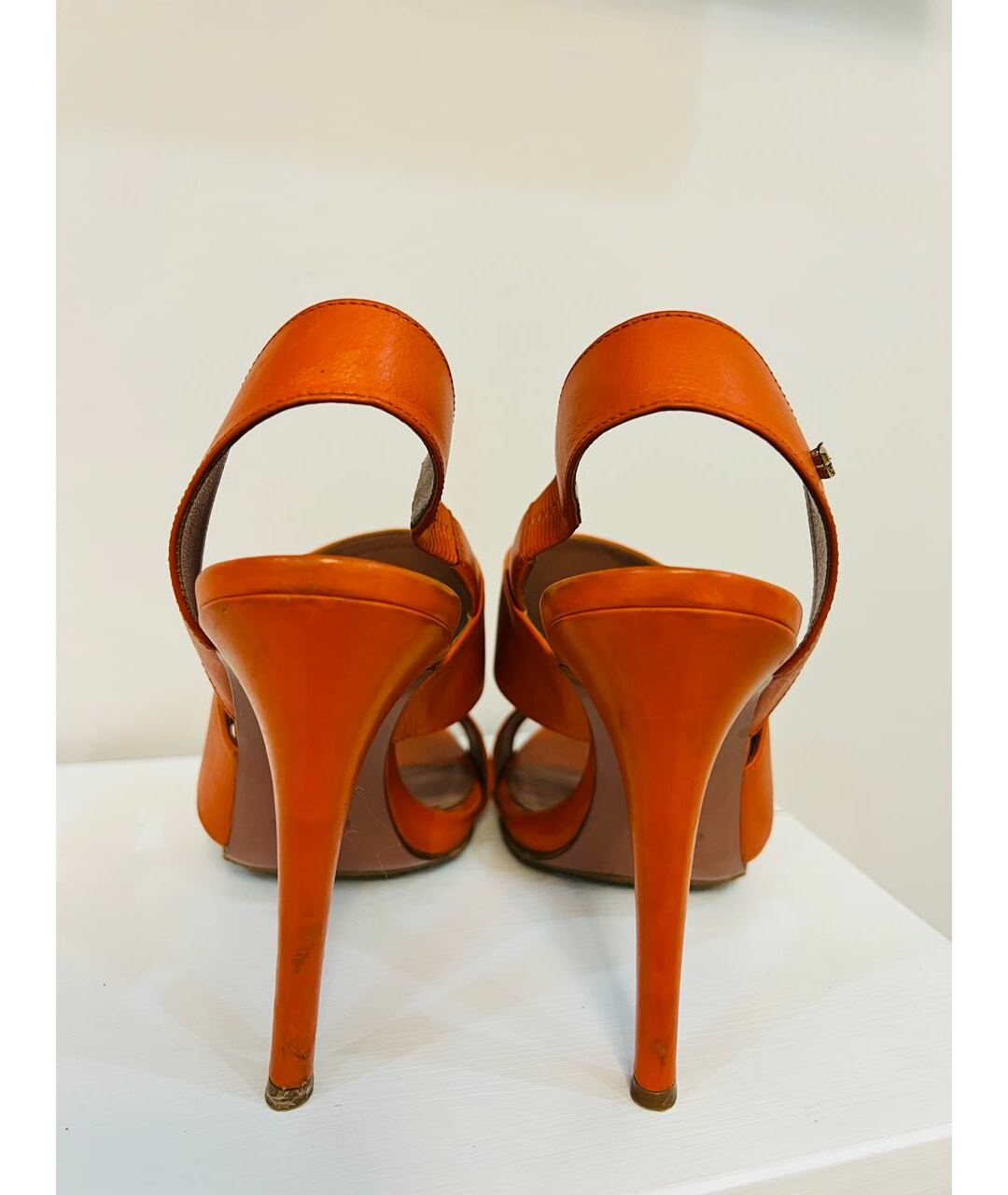 SPORTMAX Оранжевое кожаные босоножки, фото 4