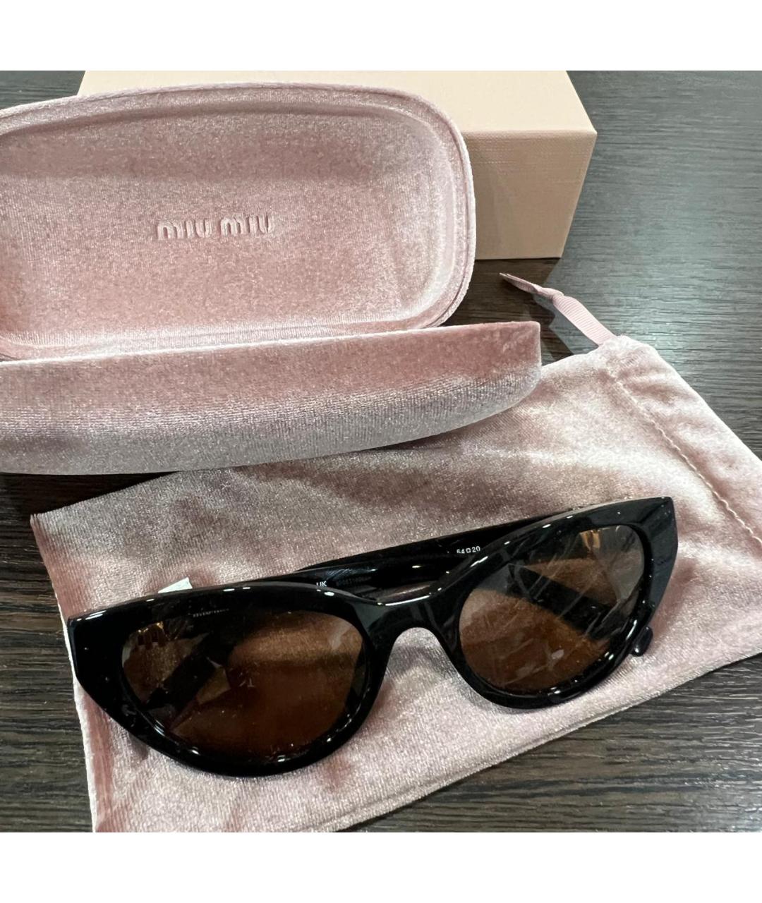 MIU MIU Черные пластиковые солнцезащитные очки, фото 4