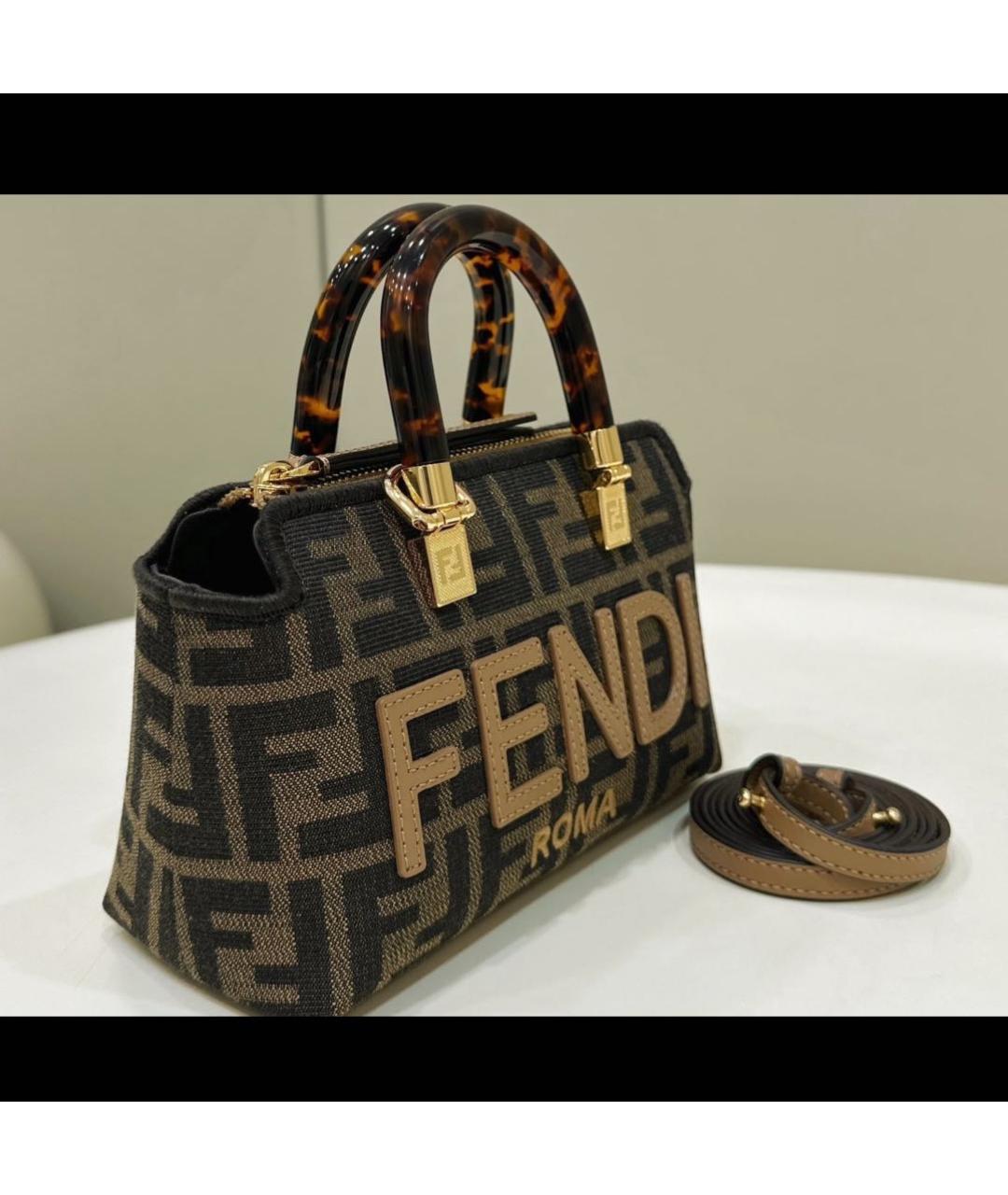FENDI Сумка с короткими ручками, фото 4