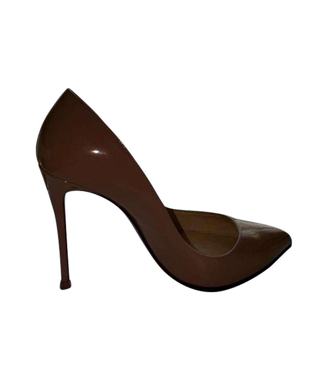 CHRISTIAN LOUBOUTIN Бежевые туфли из лакированной кожи, фото 1