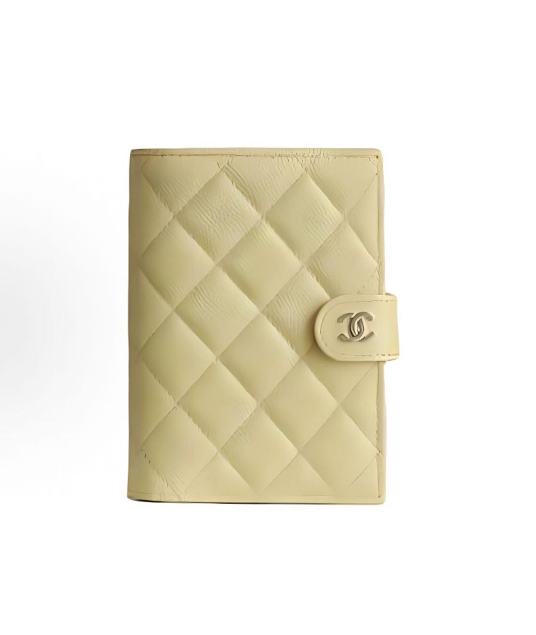 CHANEL Желтый кожаный кошелек, фото 4