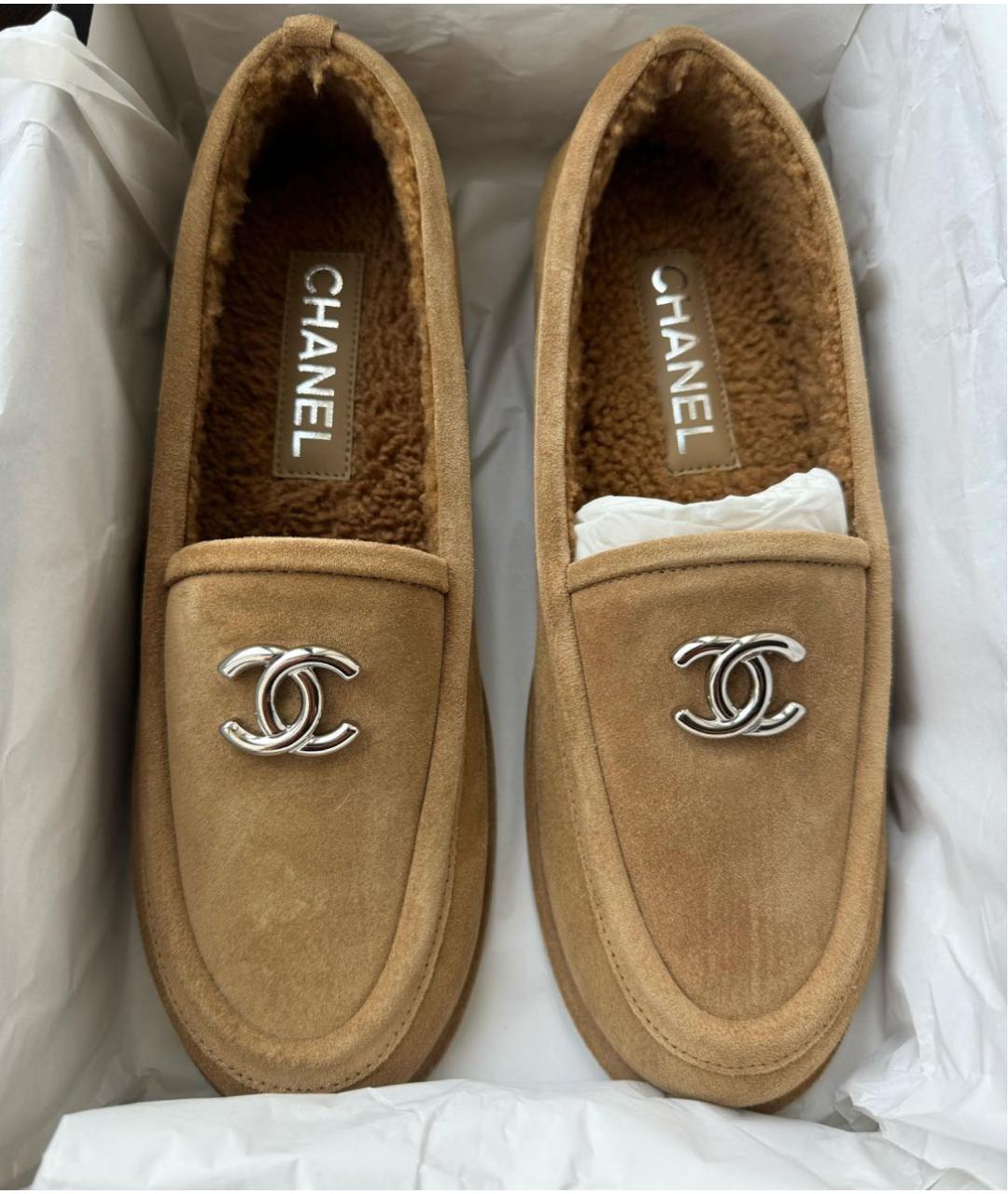CHANEL Бежевые замшевые лоферы, фото 2
