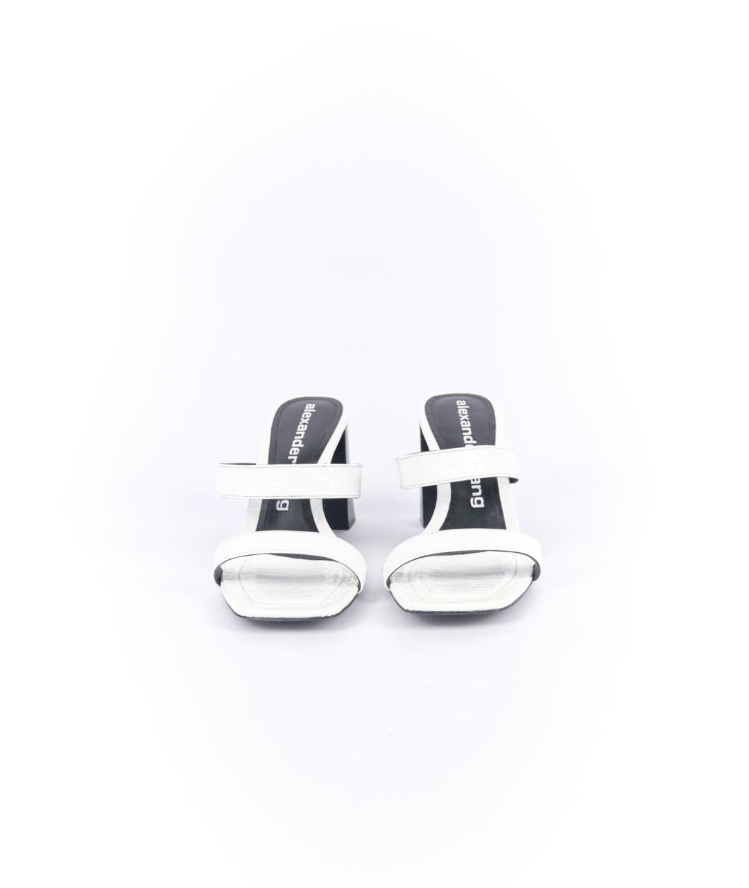 ALEXANDER WANG Белые мюли из лакированной кожи, фото 2