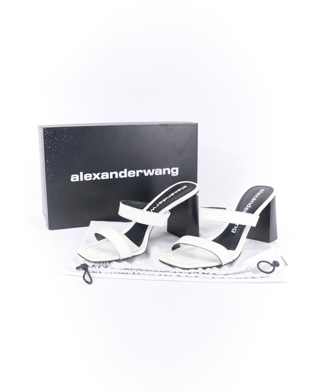 ALEXANDER WANG Белые мюли из лакированной кожи, фото 6