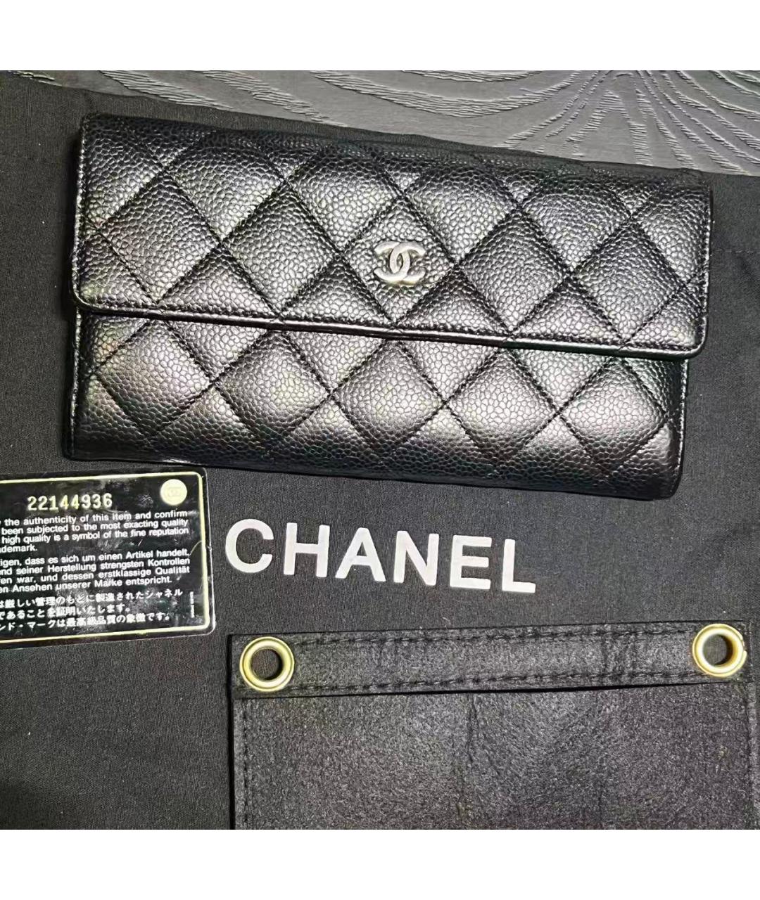 CHANEL Черный кожаный кошелек, фото 3
